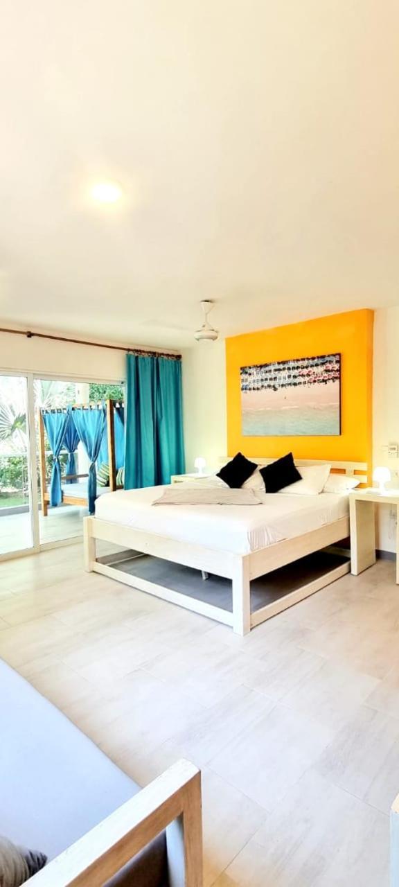 Blue Mango Beach Hotel Guachaca Екстериор снимка