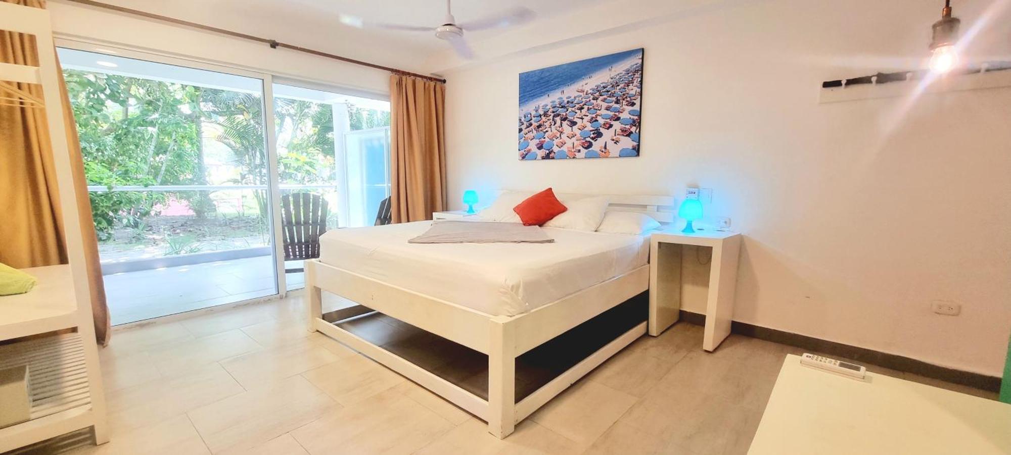 Blue Mango Beach Hotel Guachaca Екстериор снимка