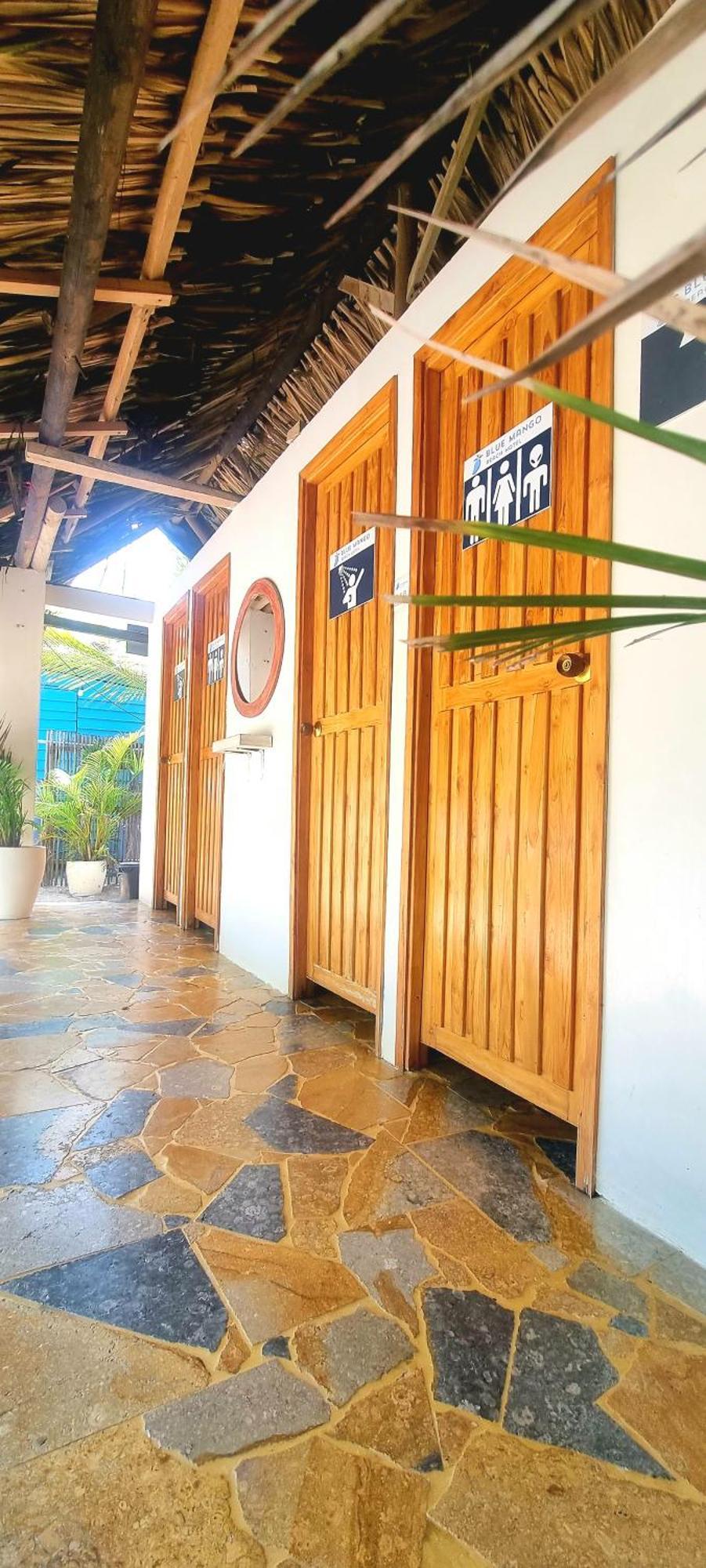 Blue Mango Beach Hotel Guachaca Екстериор снимка